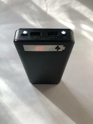 PowerBank BlackStyle LC_001 70000 мЧа с фонариком