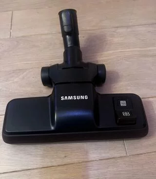 Щітка для пилососа Samsung NB-9452 на трубу D=35 мм DJ97-02560B